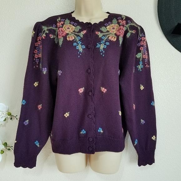 herman geist Sweaters - Herman Geist Vintage Wool Blend Embroidered Cardigan